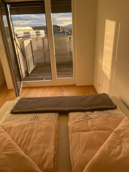 Rooftop Terrace- Panoramablick Ueber Wien Apartment Bagian luar foto