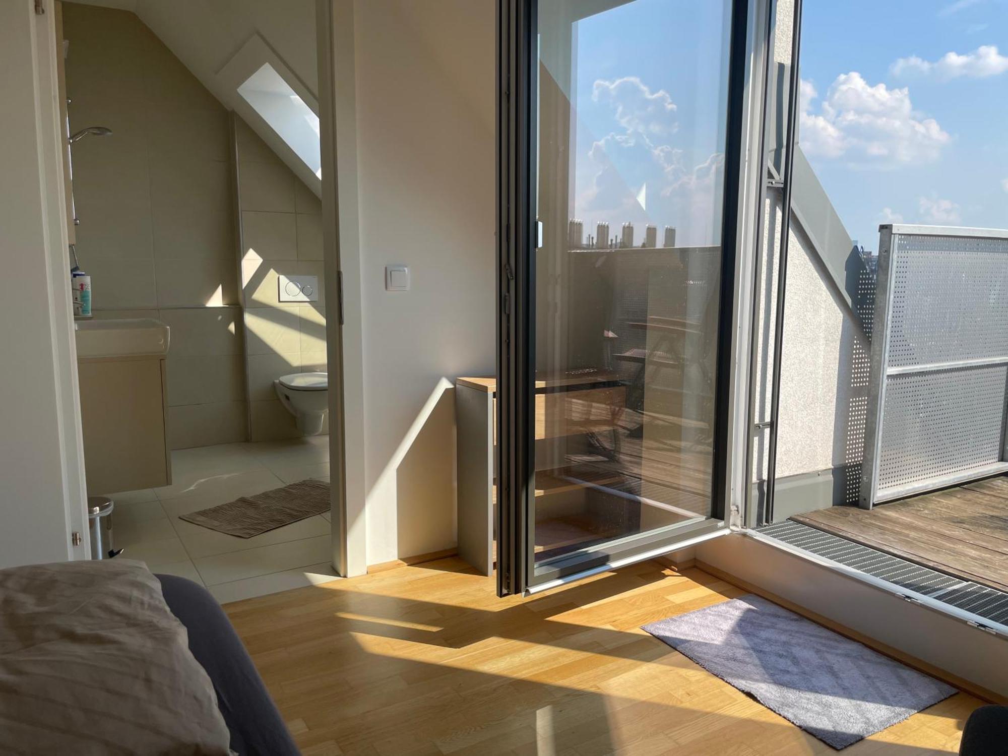 Rooftop Terrace- Panoramablick Ueber Wien Apartment Bagian luar foto